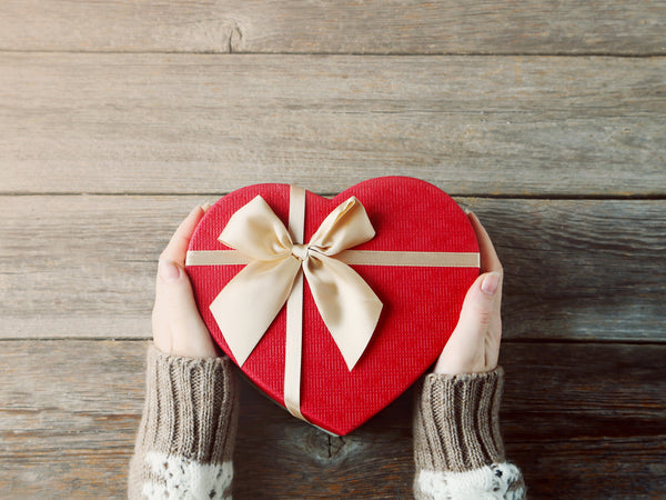 9 Thoughtful Gifts That Say ‘I Love You’ Even Better Than Words Could