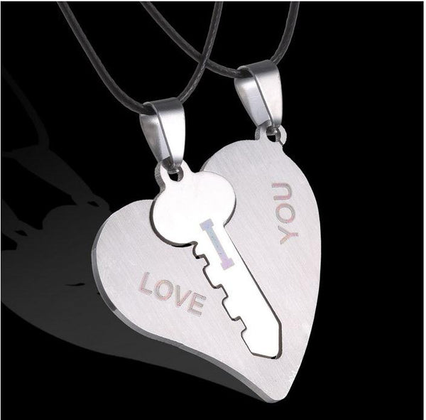 Broken Heart Pendant Necklaces Set